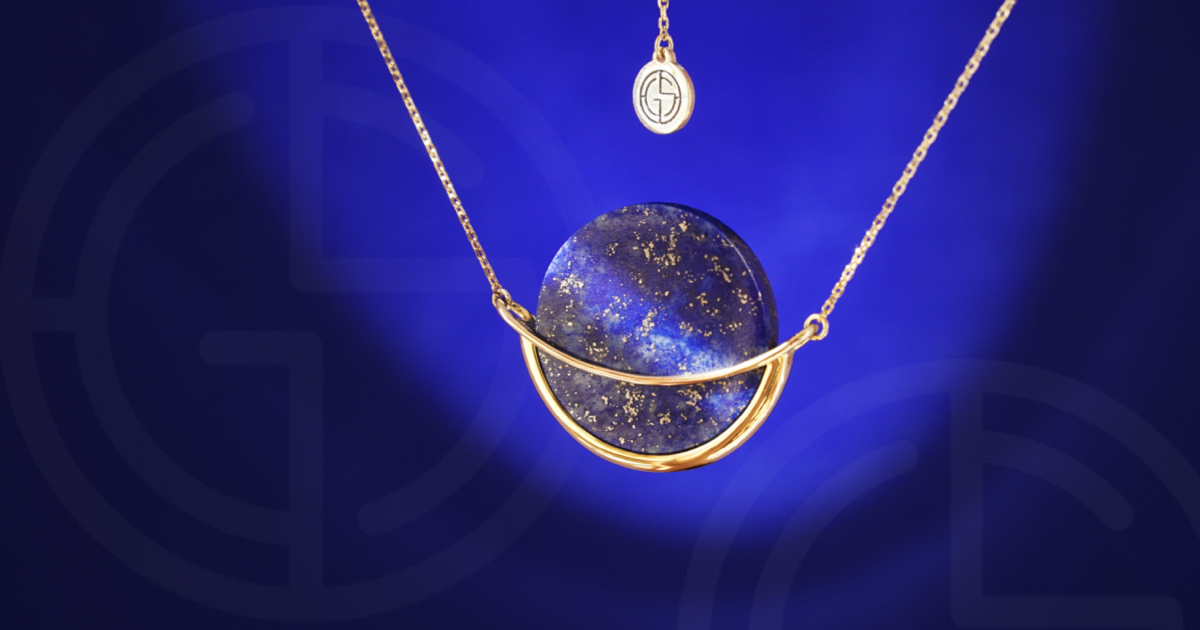 Lapis lazuli gemstone necklace